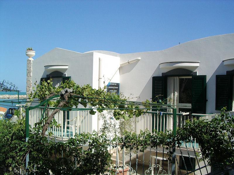 Blu Marine Casa A 10Mt Dalla Spiaggia بيسْكيتْشّي المظهر الخارجي الصورة