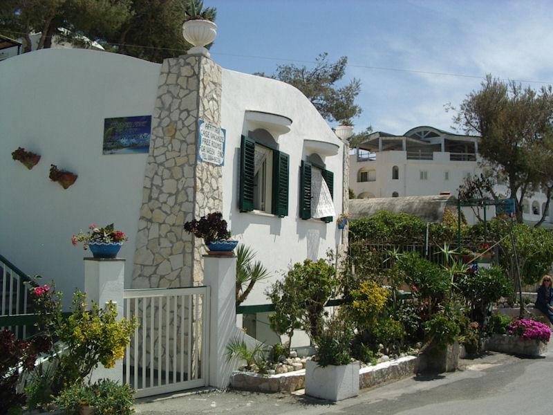 Blu Marine Casa A 10Mt Dalla Spiaggia بيسْكيتْشّي المظهر الخارجي الصورة