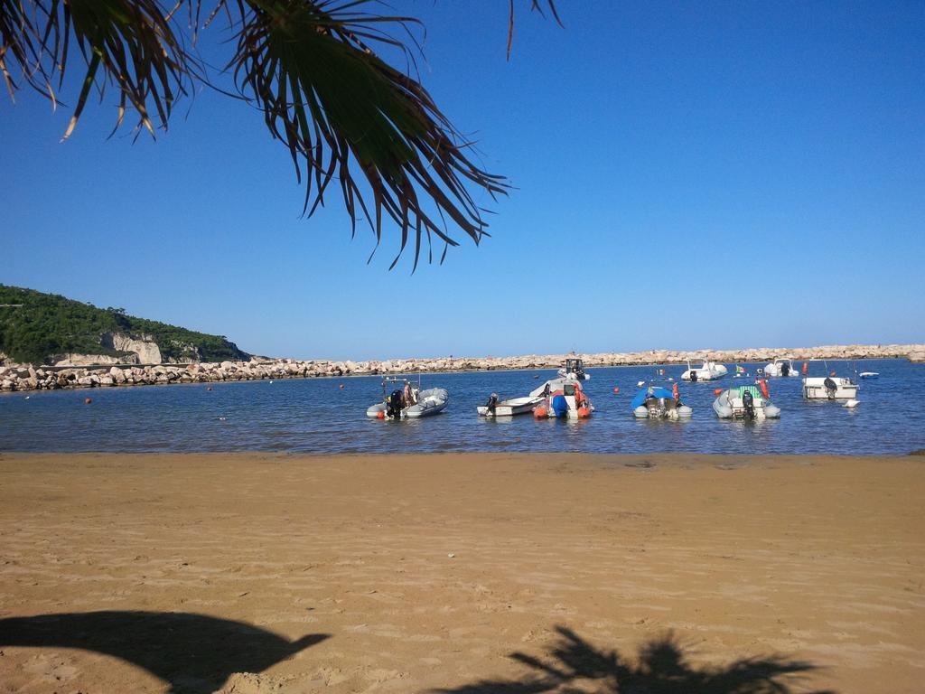 Blu Marine Casa A 10Mt Dalla Spiaggia بيسْكيتْشّي المظهر الخارجي الصورة